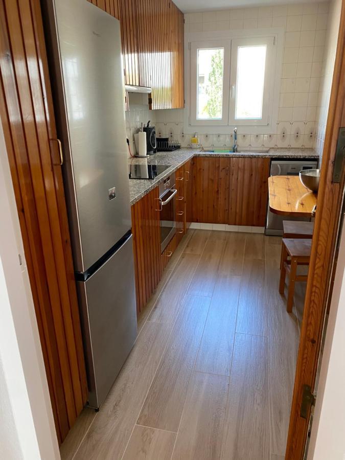 Voramar Apartamento กาดาเกส ภายนอก รูปภาพ