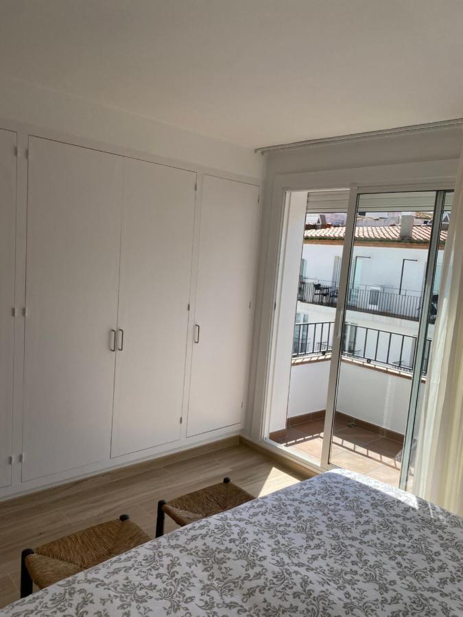 Voramar Apartamento กาดาเกส ภายนอก รูปภาพ