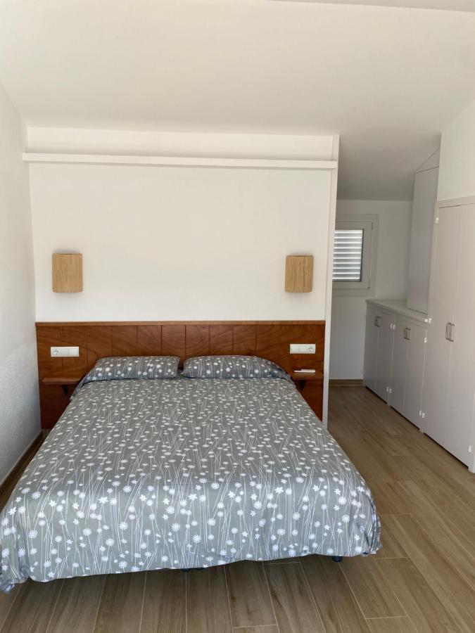 Voramar Apartamento กาดาเกส ภายนอก รูปภาพ
